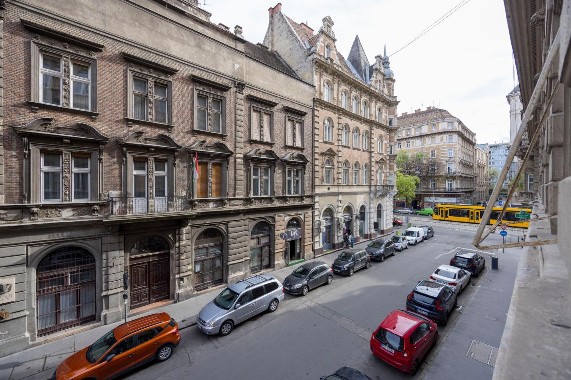 Majestic Dream Home In The Heart Of Budapest Extérieur photo